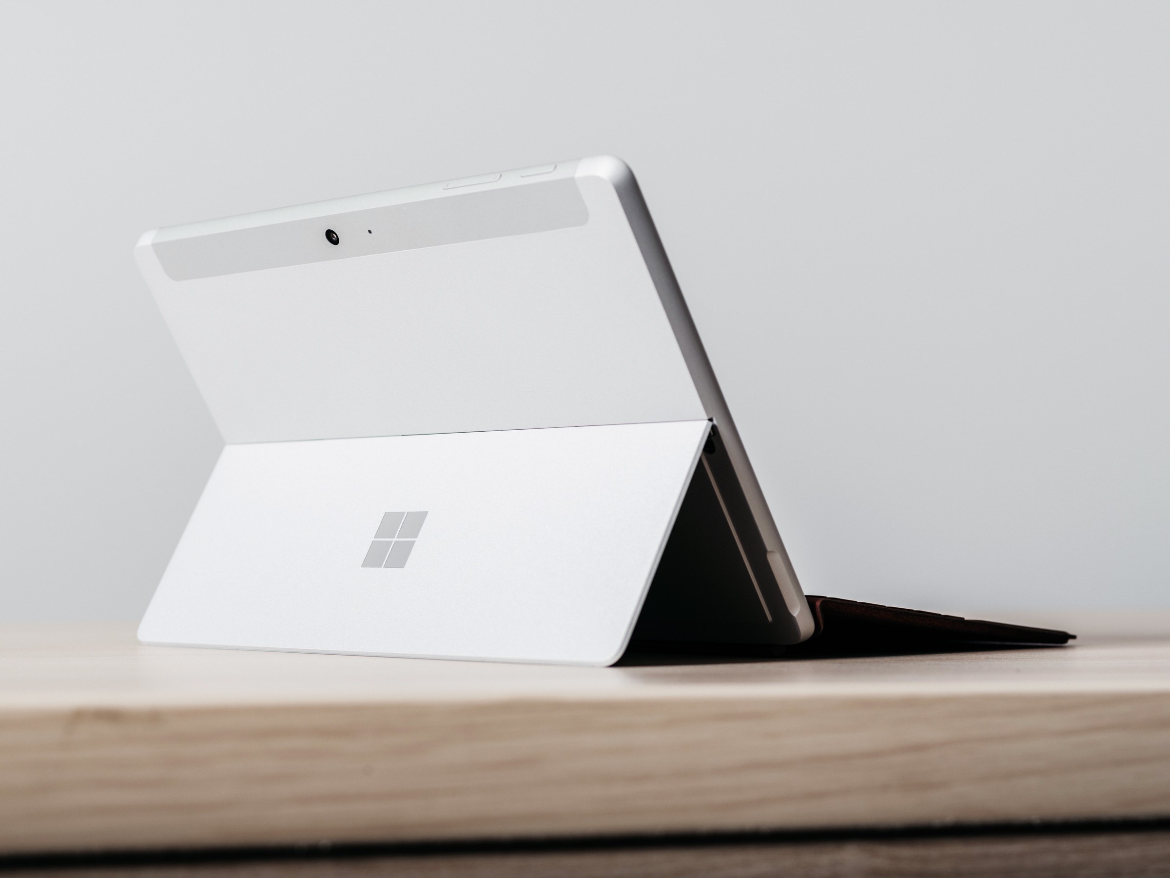 Microsoft Surface Go 128G/8Gb (Silver)- 128Gb/ 10.3Inch/ Wifi